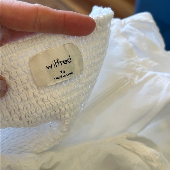 Aritzia Wilfred Fatale Blouse Size XS Womens Top White Sweetheart Puff Sleeve - Picture 6 of 7